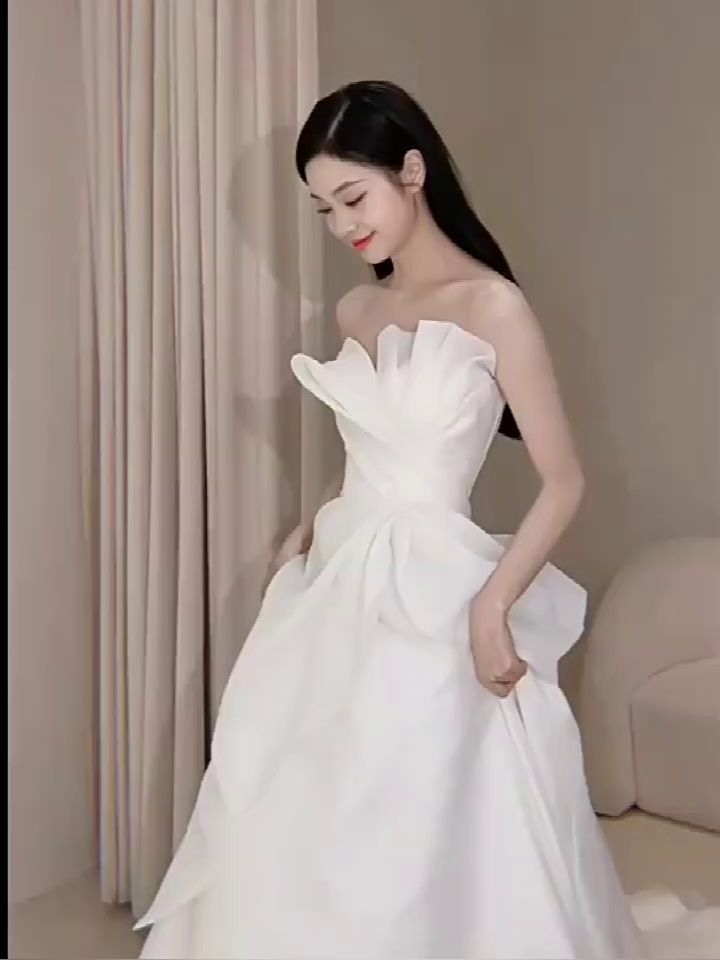 ウエディングドレス 前撮りドレス 二次会ドレス オフショルダー 花嫁 かわいい フォトウェディング シンプル 後撮り 結婚式