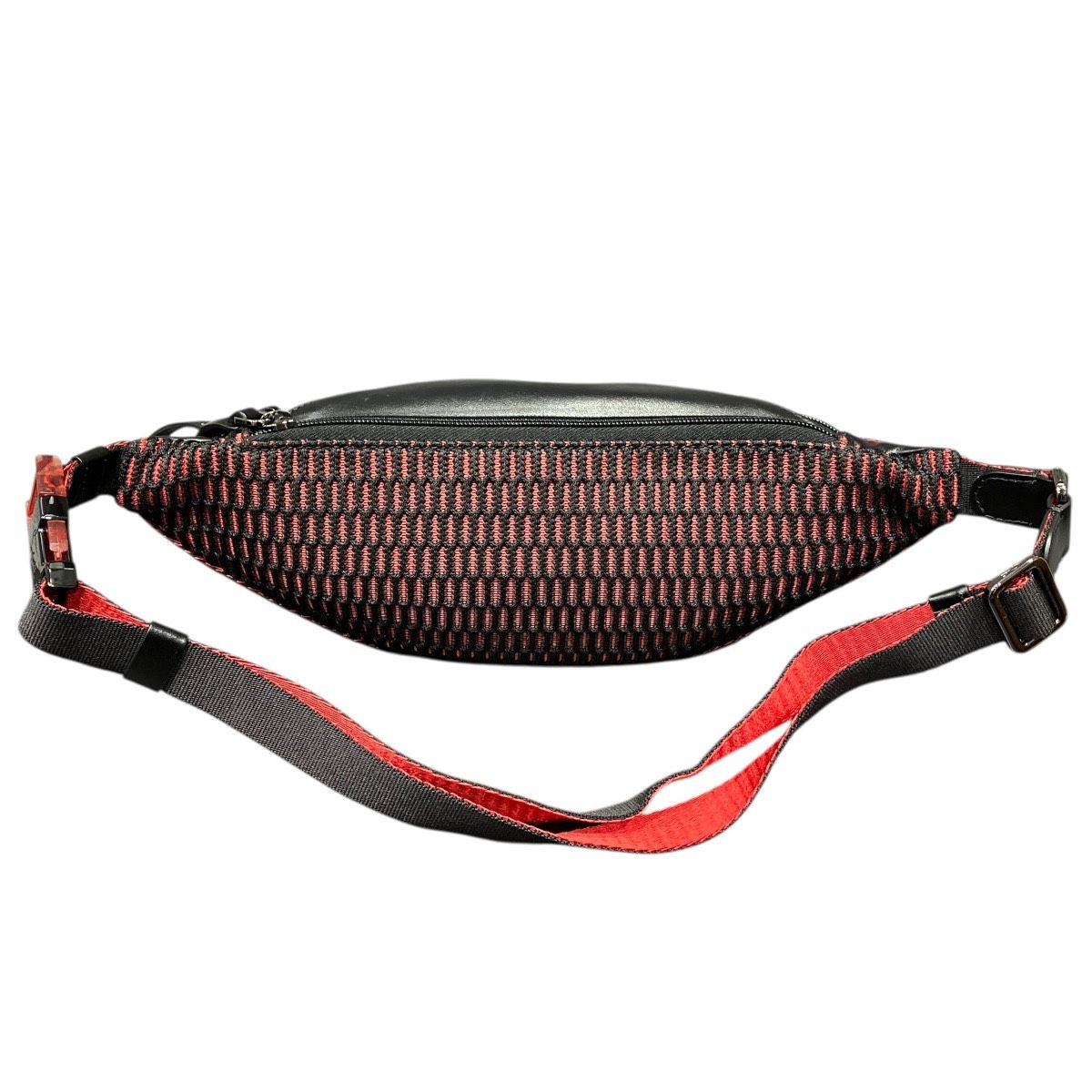 クリスチャンルブタン Christian Louboutin スタッズ ボディバッグ ナイロン 3195322 レディース