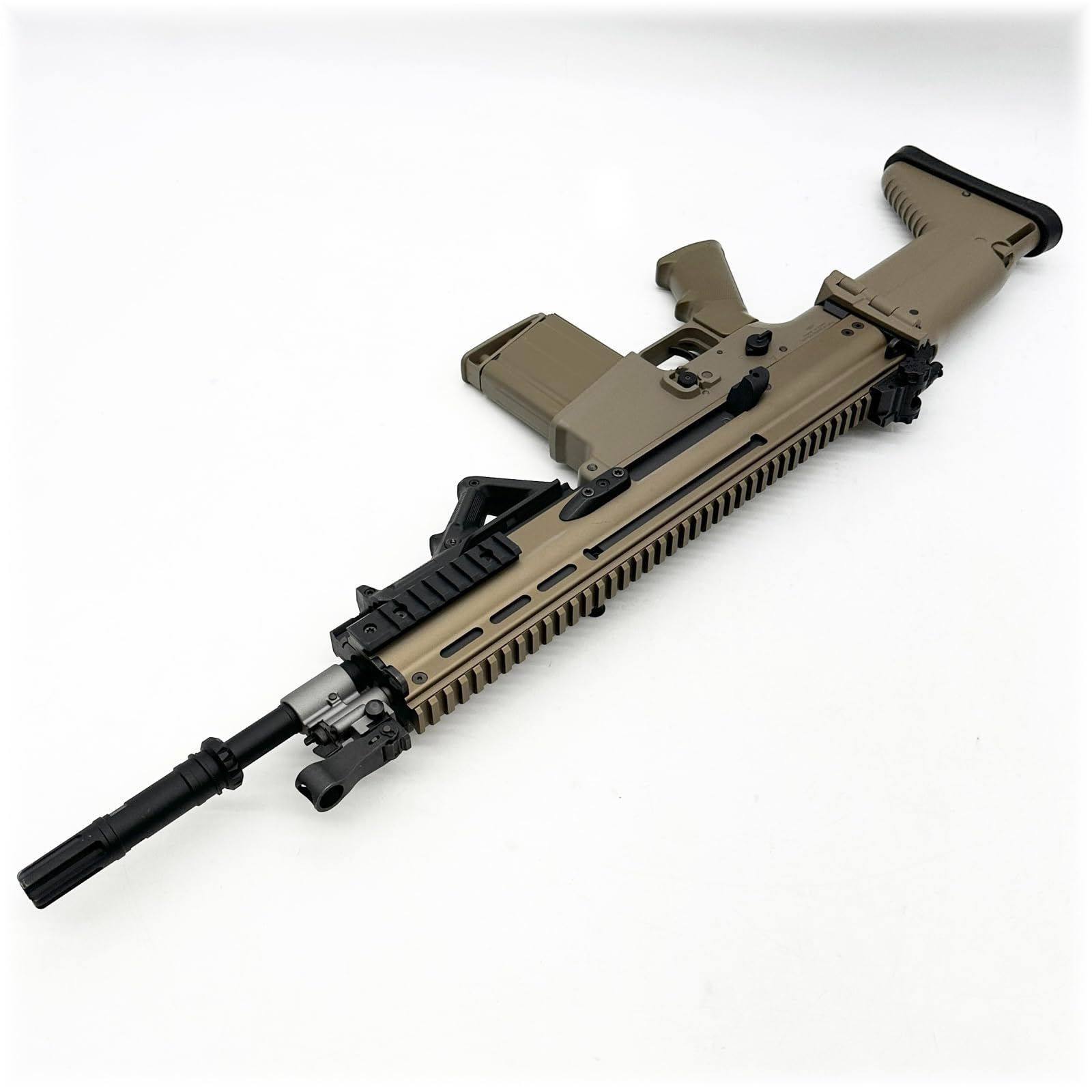 東京マルイ No18 SCAR-H (F.D.E.) 18歳以上次世代電動ガン ○1770