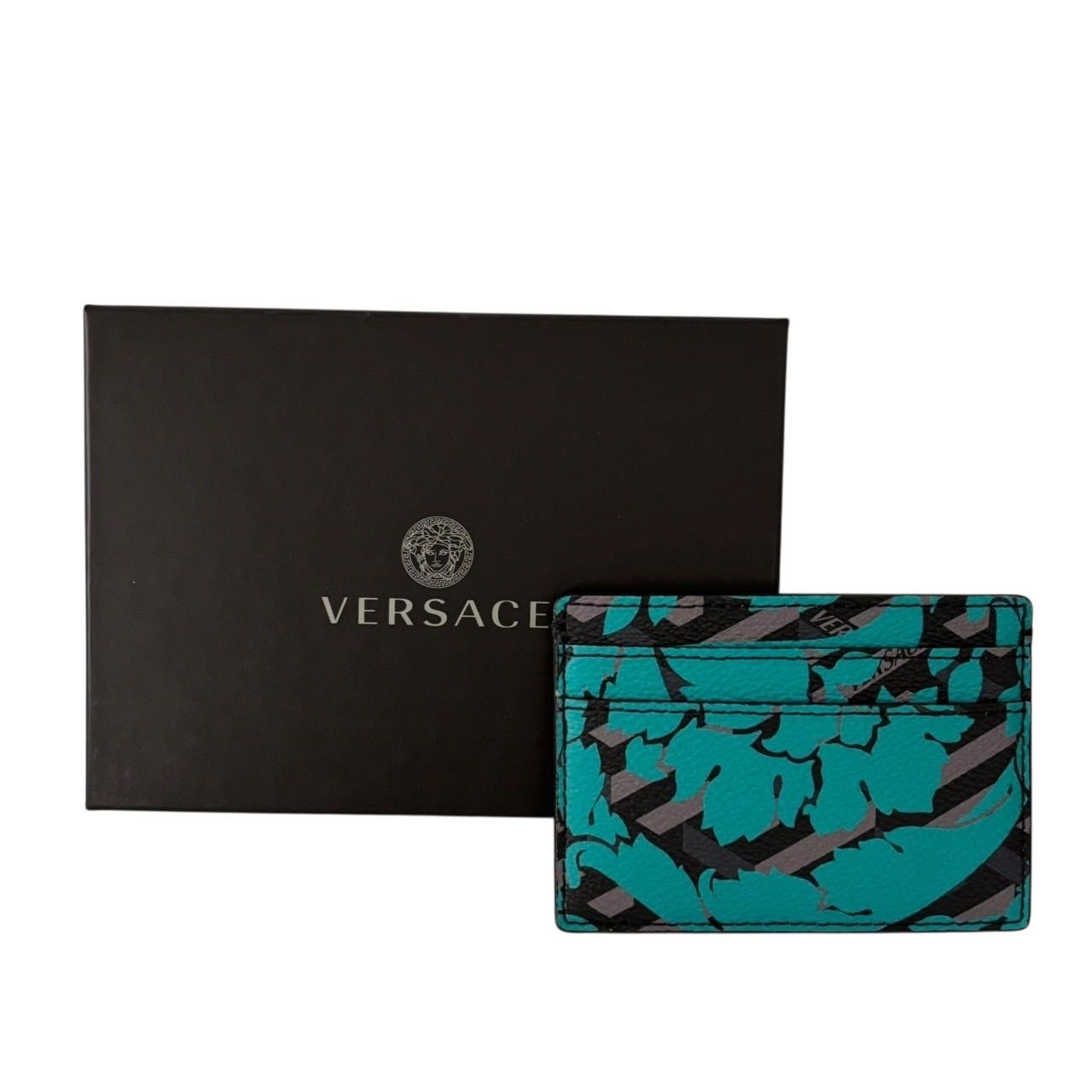 VERSACE ヴェルサーチ グレカ カードケース パスケース 名刺入れ 総柄 ロゴ レザー マルチ