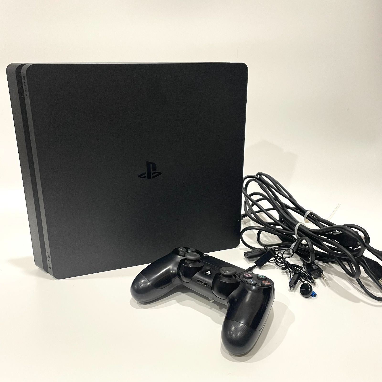 PS4 本体 500GB Glacier White + 人気ソフト12本セット (中古品) PS4本体