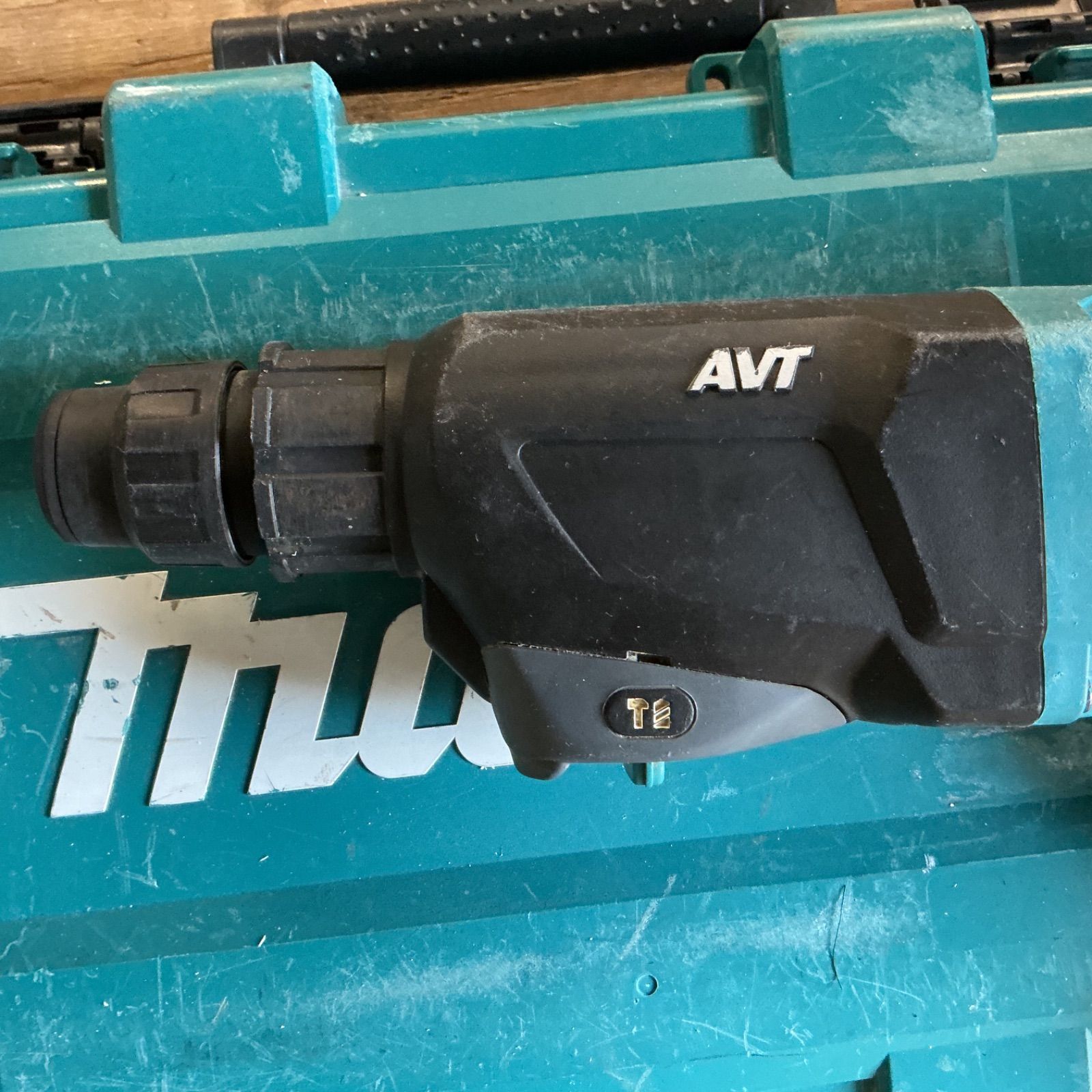 マキタハンマードリル HR 2601 F 26 mm AVT インボイス対応領収書発行OK 平日のみ発送 値引交渉NG