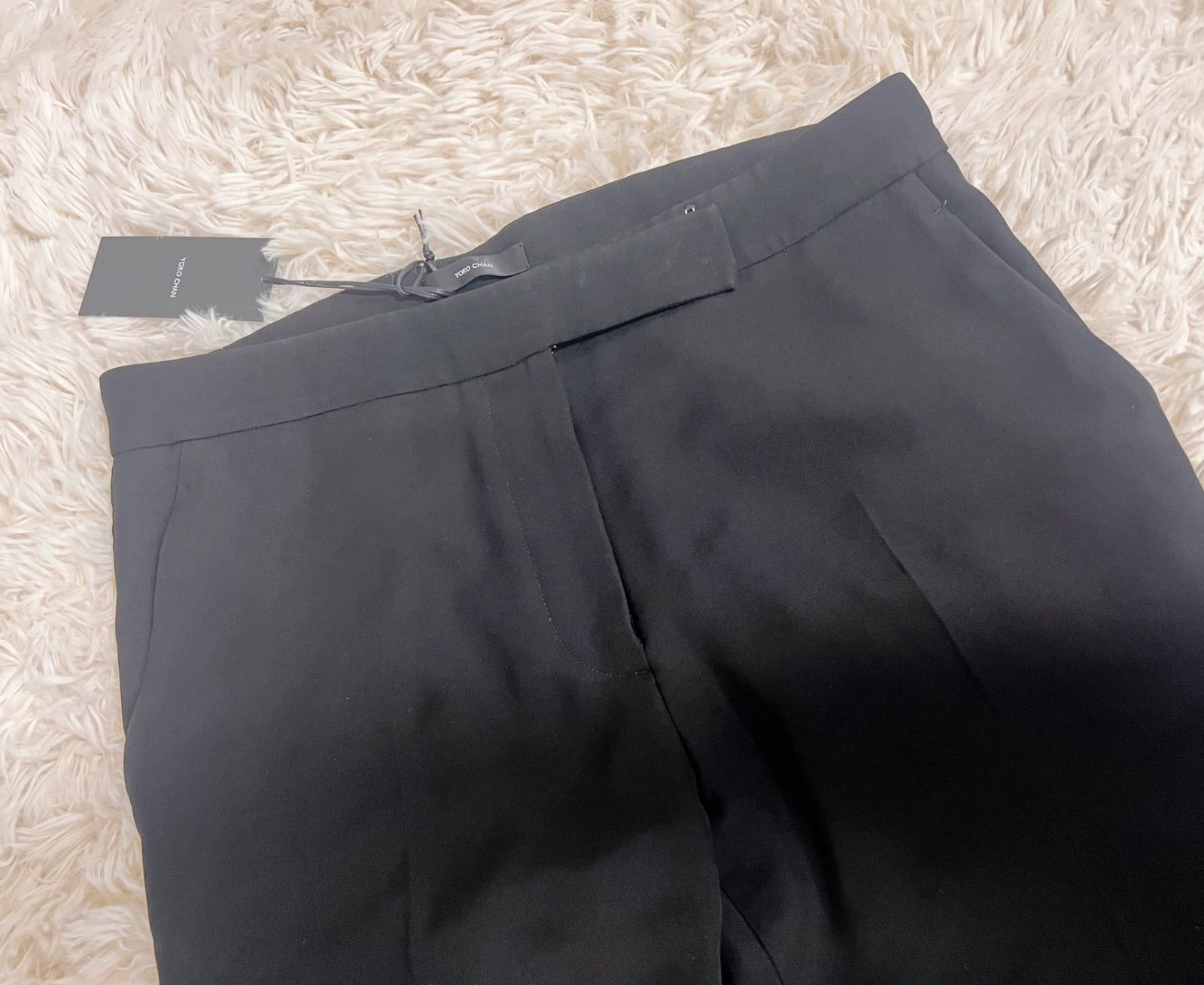  YOKO CHAN ヨーコチャン センタープレスパンツ 黒 その他 パンツ