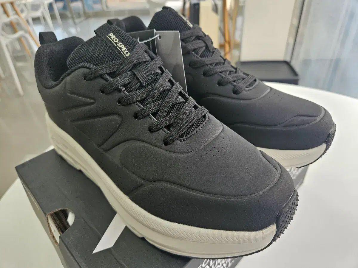  靴 - プロスペックス 260 です スニーカー 靴