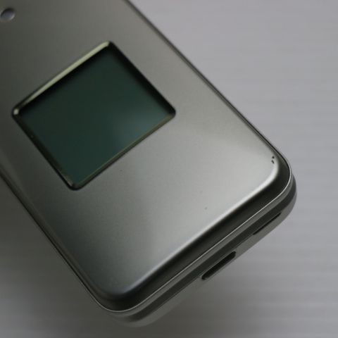 美品 かんたんケータイ ライト KYF43 シャンパンゴールド スマホ 白