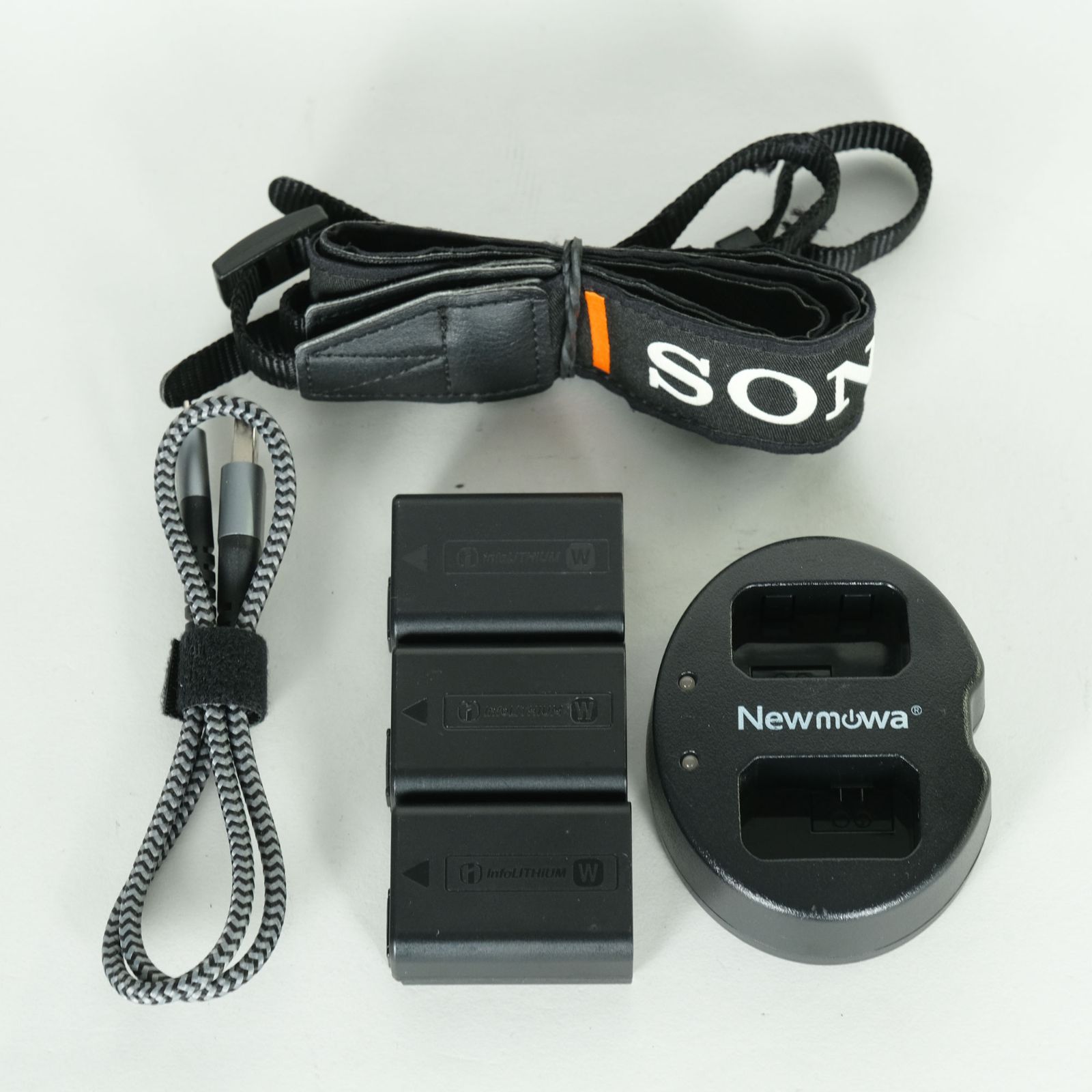  シャッター数2 345回 バッテリー 付 SONY α6300 ILCE 6300 Eマウント ミラーレス一眼 デジタルカメラ