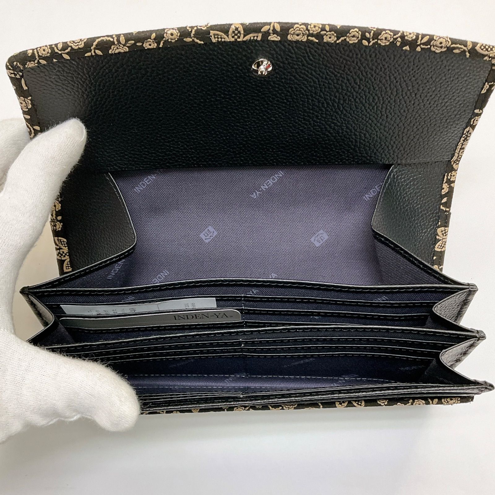 新品未使用品 甲州印伝 札入れ【クレマチス 黒×白漆】長財布 印傳屋 母 