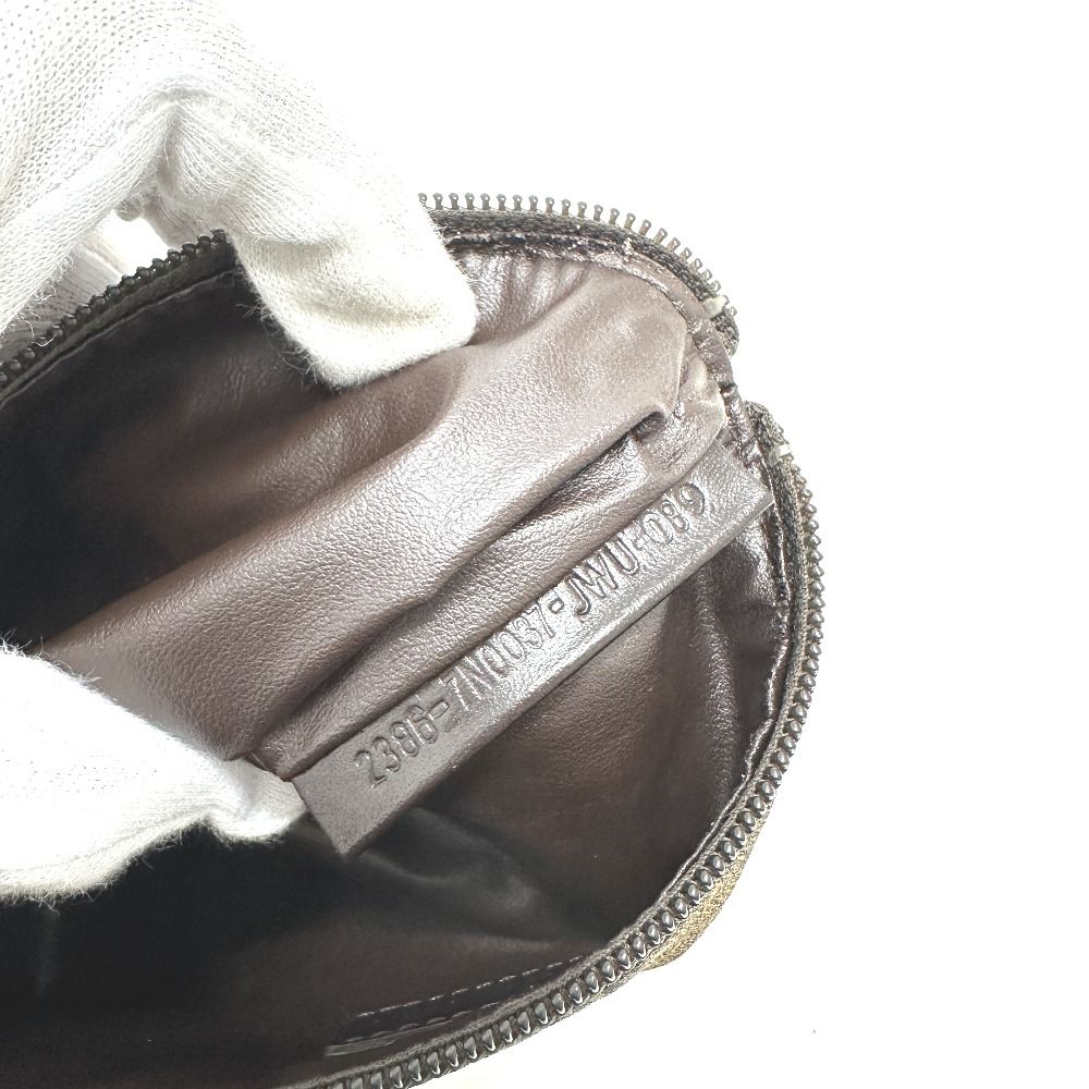 ポーチ ズッカ柄