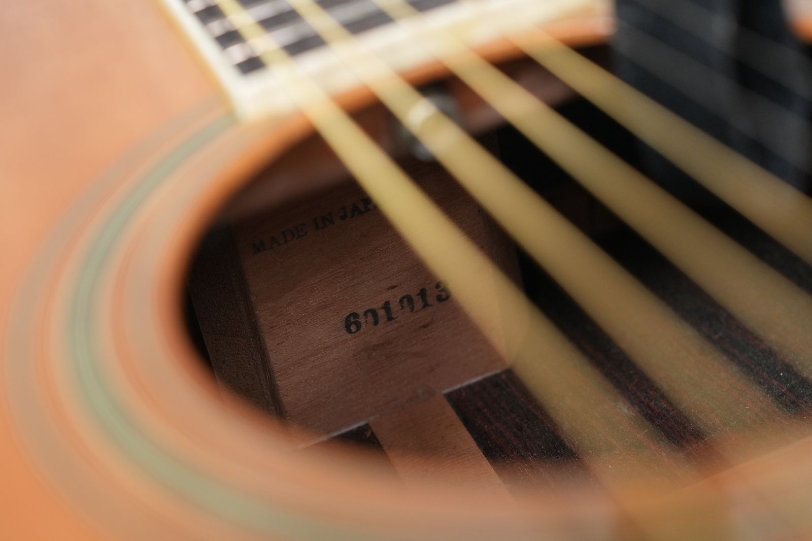 アコースティックギター