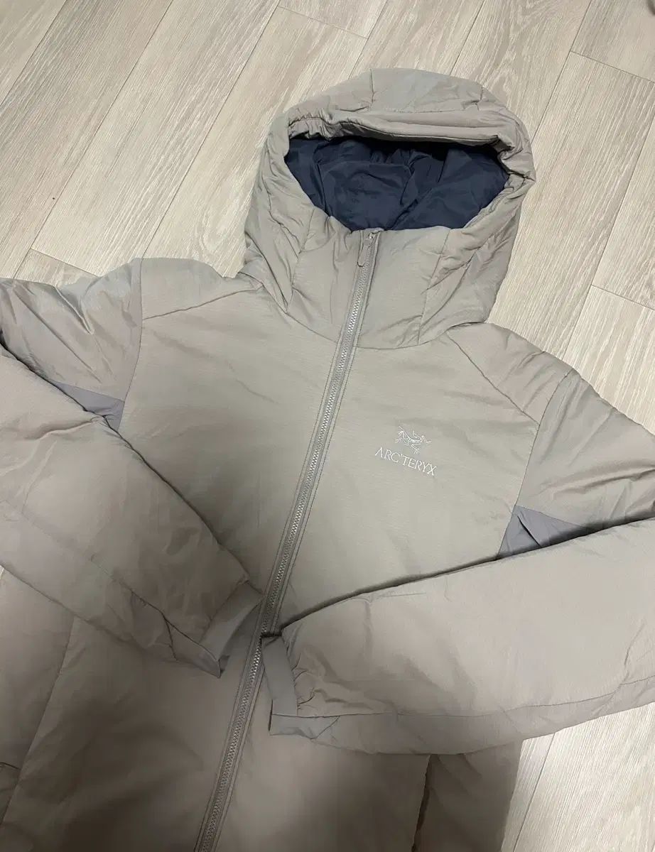 ARC TERYX アークテリクス Atom アトム ヘビー レディース Mサイズ