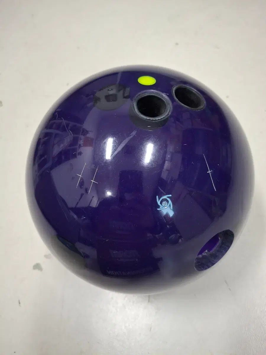 ボーリングボール 本物 完 15p トゥフィンガー kinetic 中古ボーリング