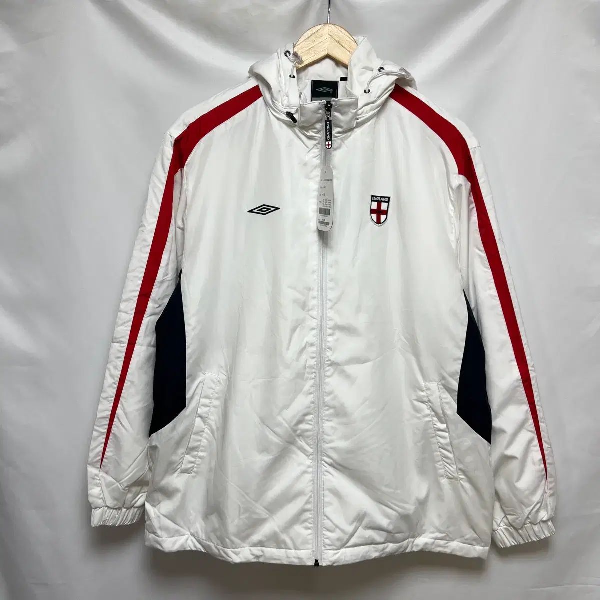 正規品/100 新品 アンブロ イングランド 韓国国家代表 ウィンド