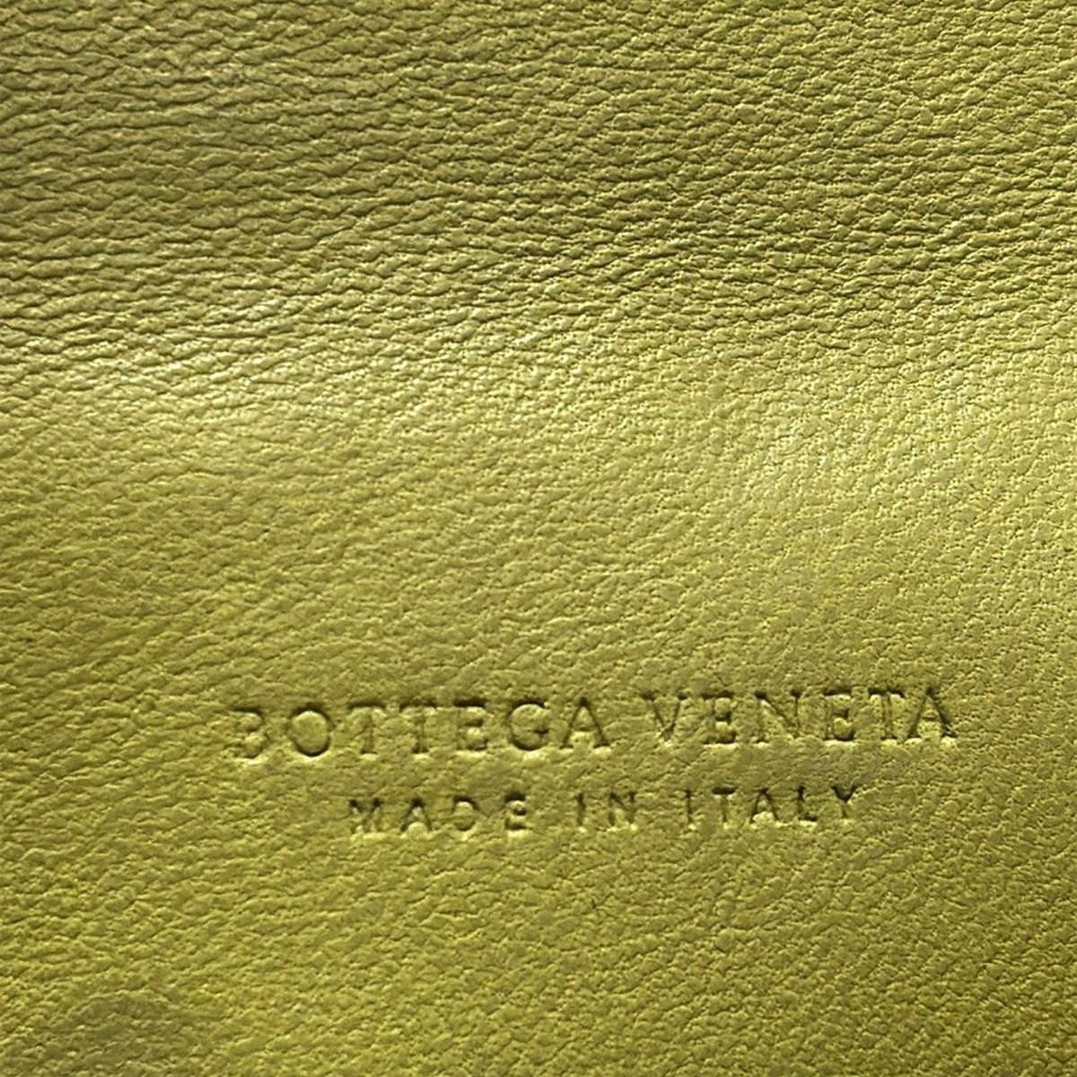 BOTTEGA VENETA(ボッテガヴェネタ) 長財布 - イエローグリーン レザー
