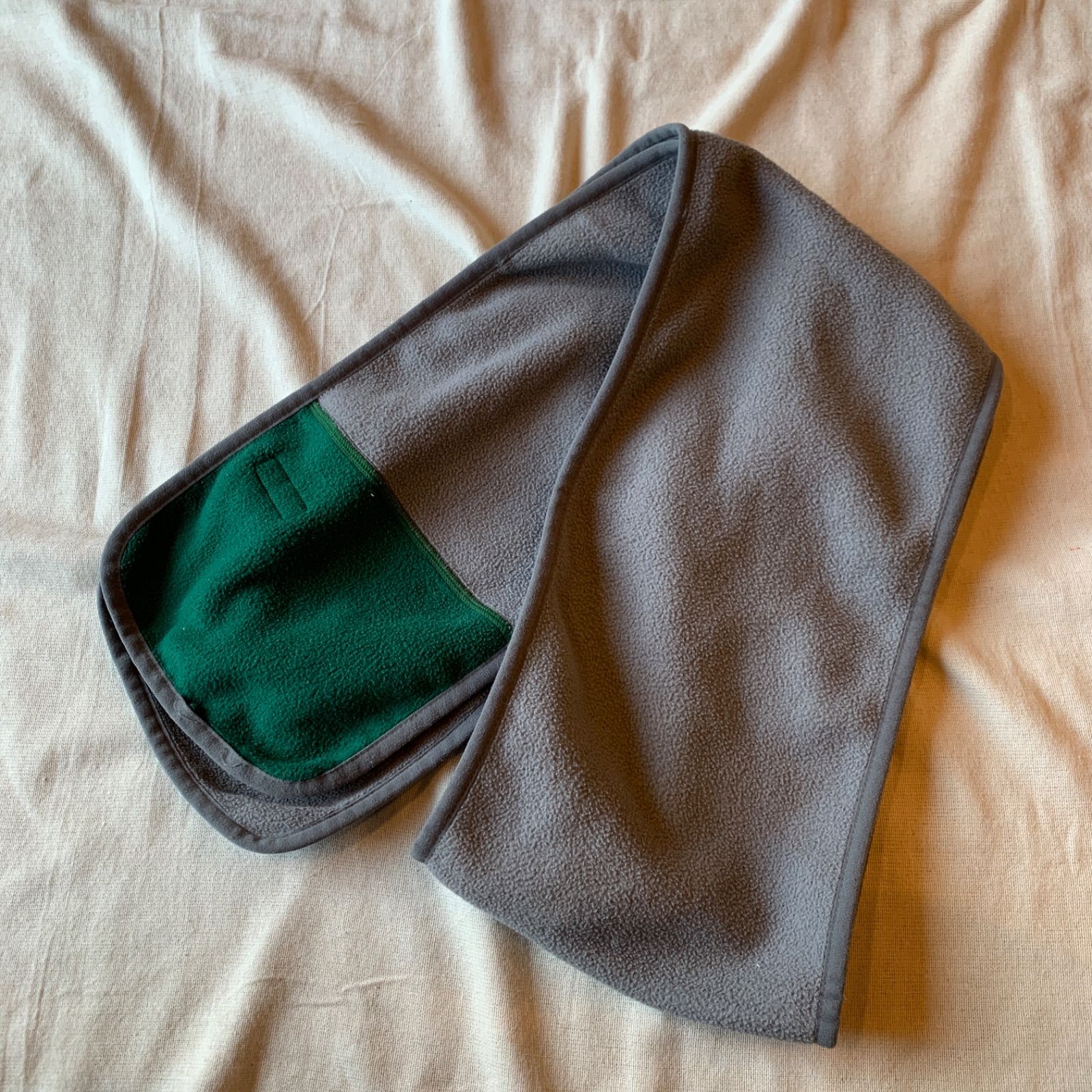 Patagonia フリースマフラー グレー グリーン パタゴニア - メルカリ