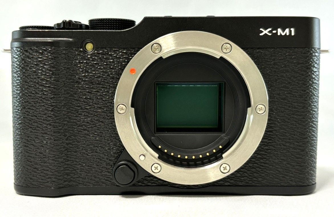 ボディ ミラーレスカメラ