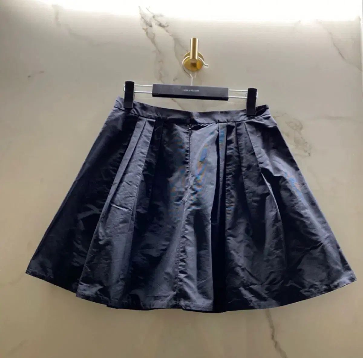 ミュウミュウ ブラック フ スカート