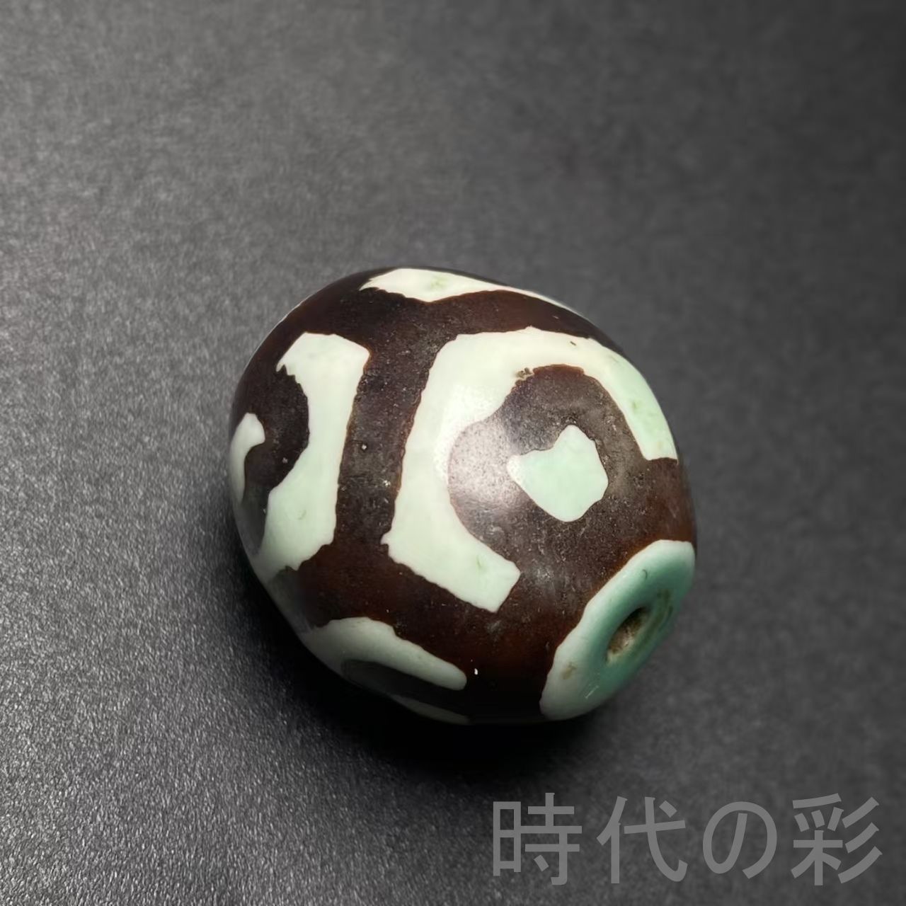 中国古美術・チベット太極天珠ペンダント・六字真言・瑪瑙・開運 中国古美術・チベット太極天珠ペンダント・六字真言・瑪瑙・開運