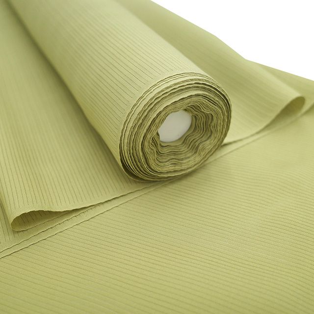 涼しげな透け感