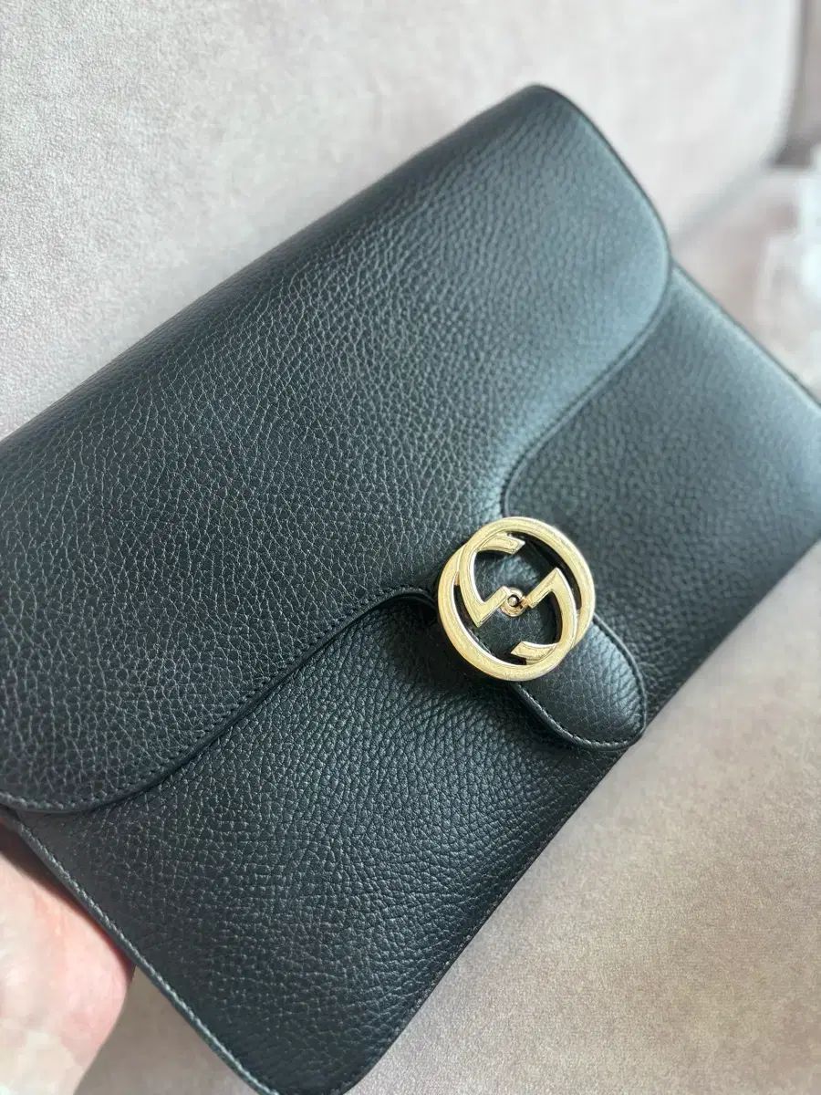 ショルダーバッグ