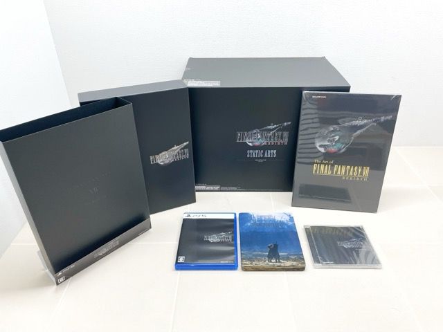 PS 5 ファイナルファンタジーVII リバース コレクターズエディション F 5766 007 057