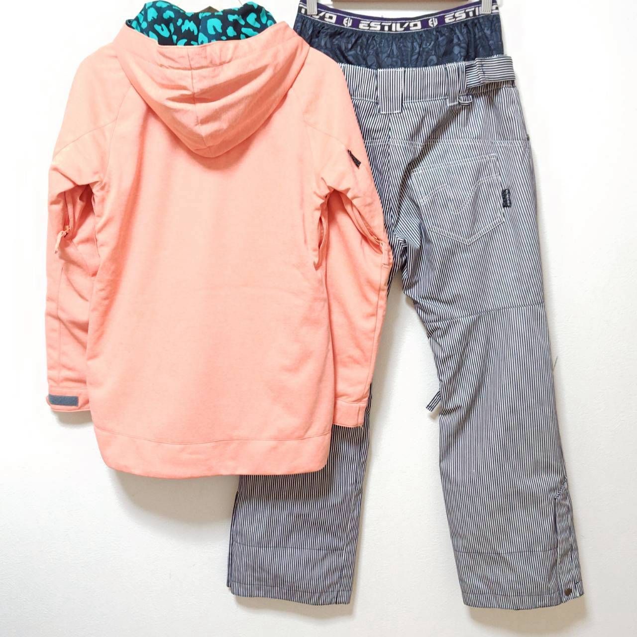 爽やかカラー◎【ESTIVO】エスティボ スキー ウェア ウエア 上下セット