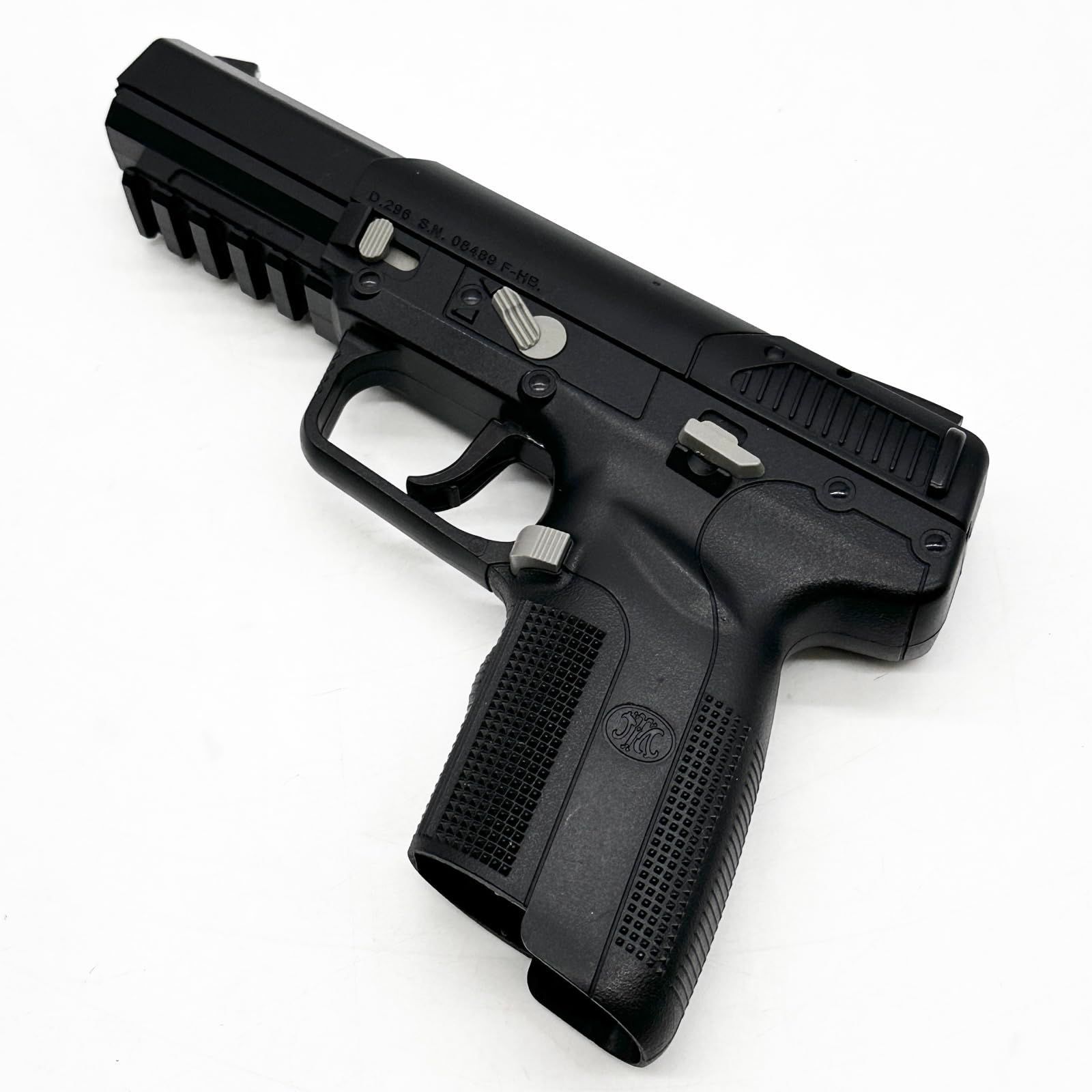 東京マルイ No.33 FN 5-7 18歳以上ガスブローバック ○1811 - メルカリ