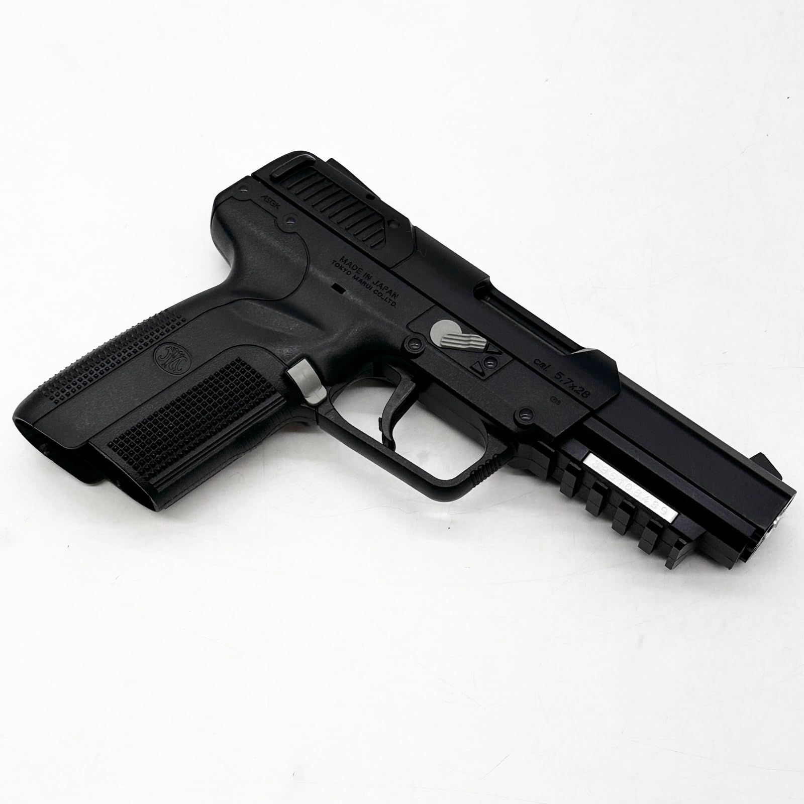 東京マルイ No.33 FN 5-7 18歳以上ガスブローバック ○1811 - メルカリ