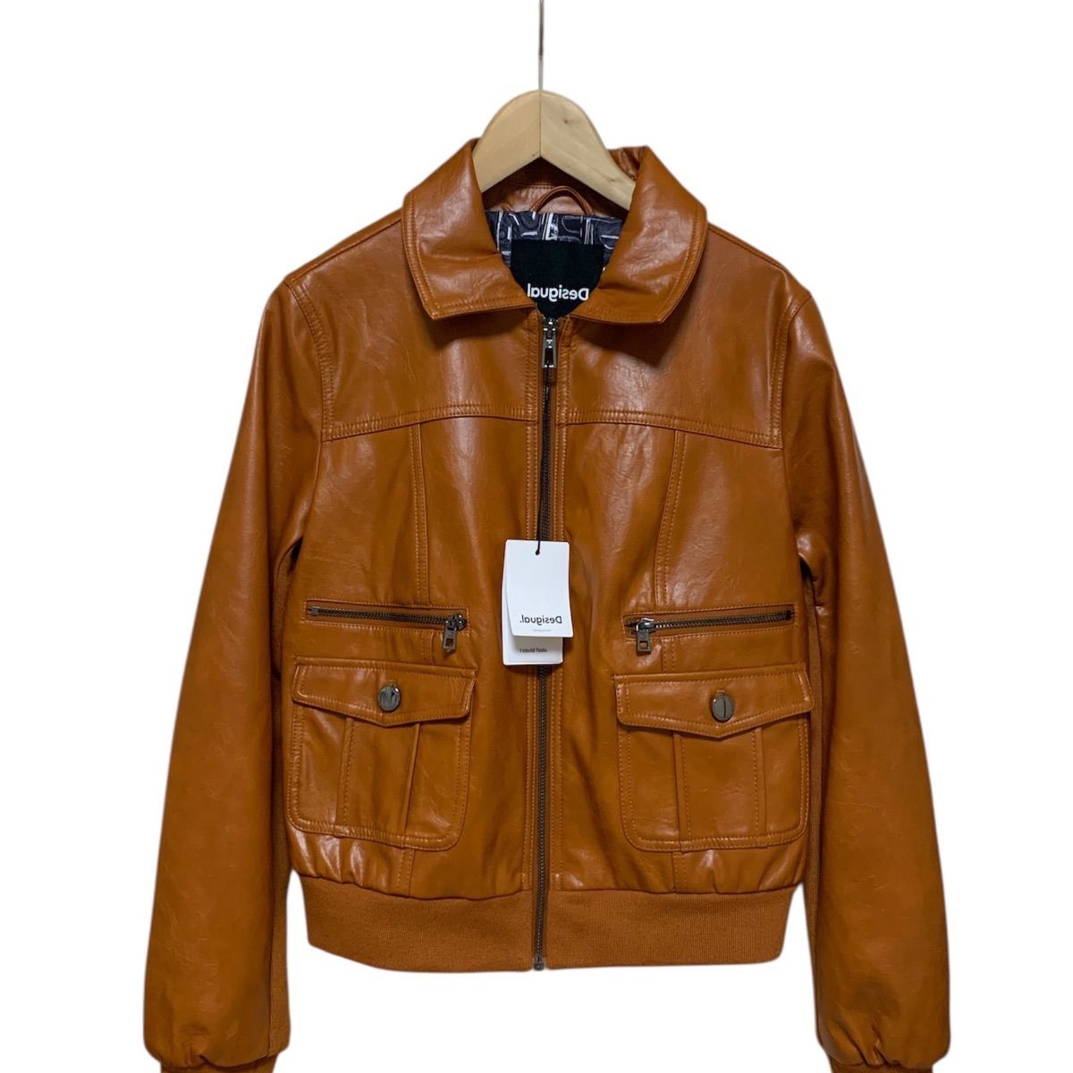 Desigual. レザージャケット Mサイズ ブルゾン レザー キャメル ライダース ポケット 裏地柄 デシグアル いつもありがとうございます