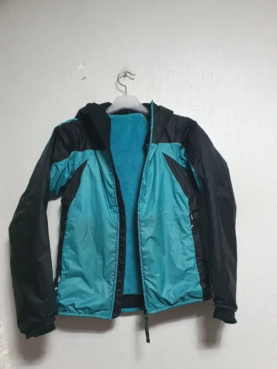 レディース 44 55 MONTURA アウター