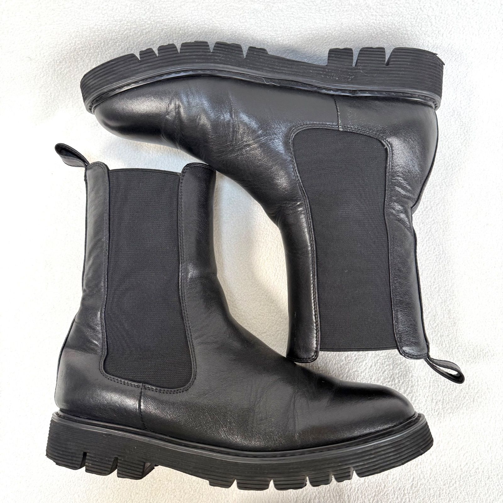 ブラック ブーツ