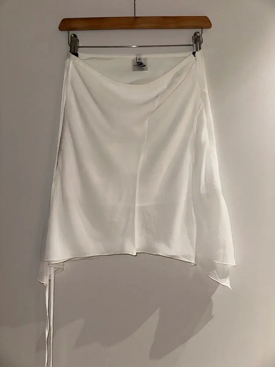 ペインオアプレジャー フェアリー ミディ スカート 白 S