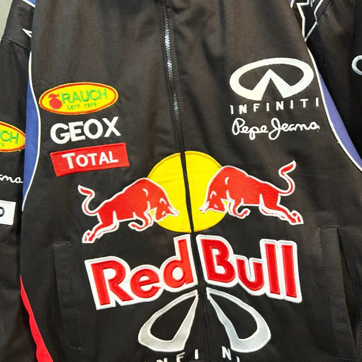 XL レッドブル レーシング ジャケット NASCAR Cup JH design - メルカリ