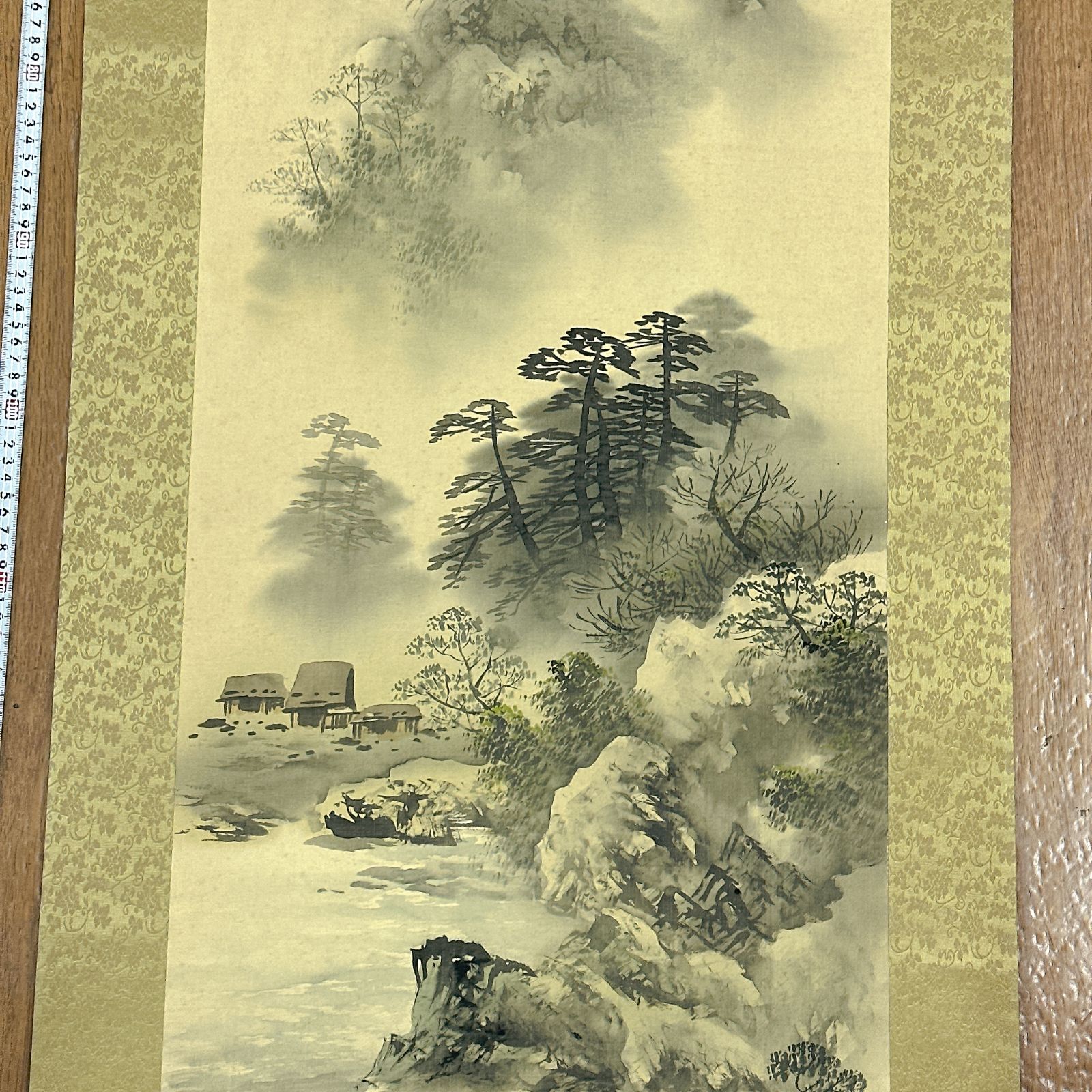 掛軸 水墨山水画 作者不明 落款あり 春光 山水図 日本画 風景画 墨絵