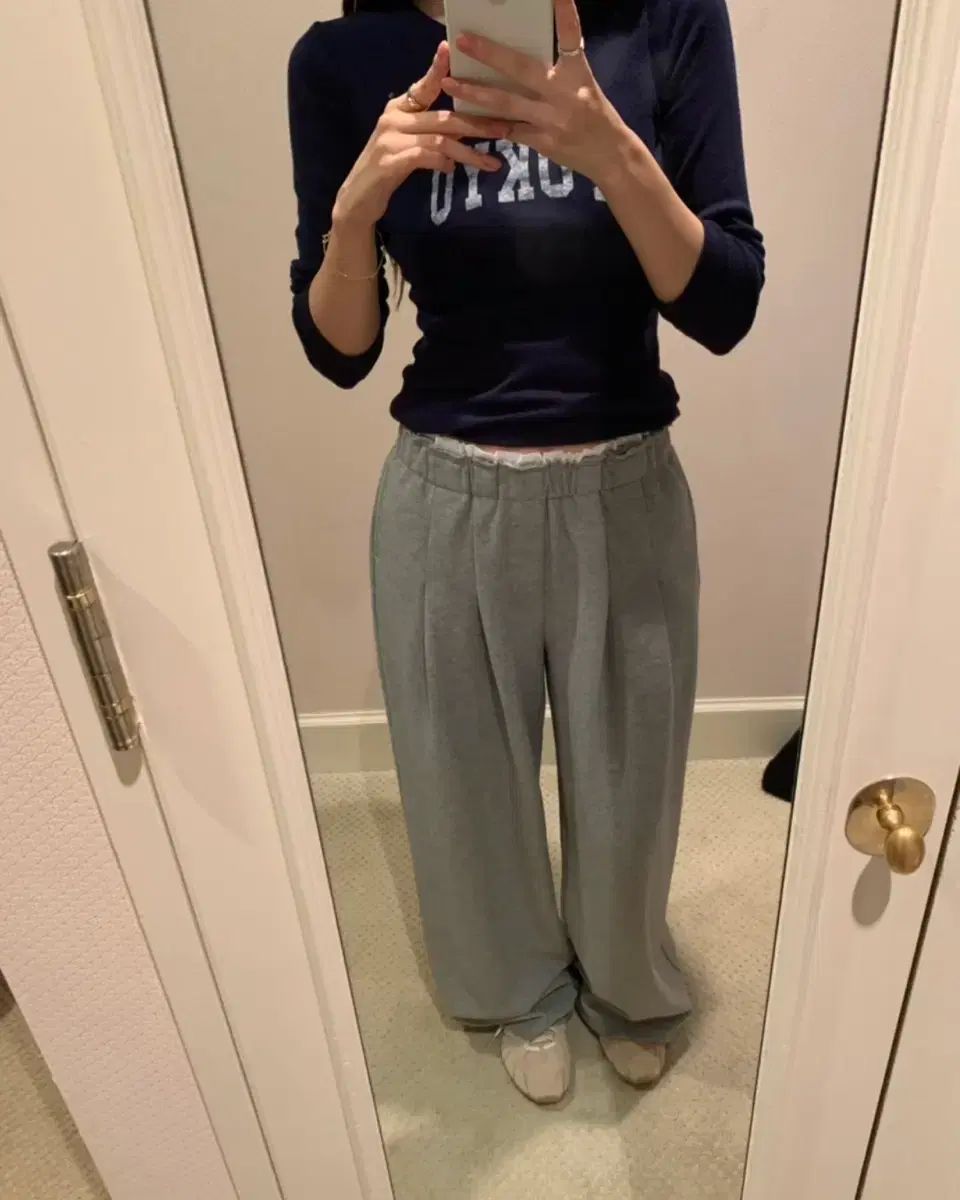  ベルニ トリミング パンツ グレー ショート チノパン パンツ