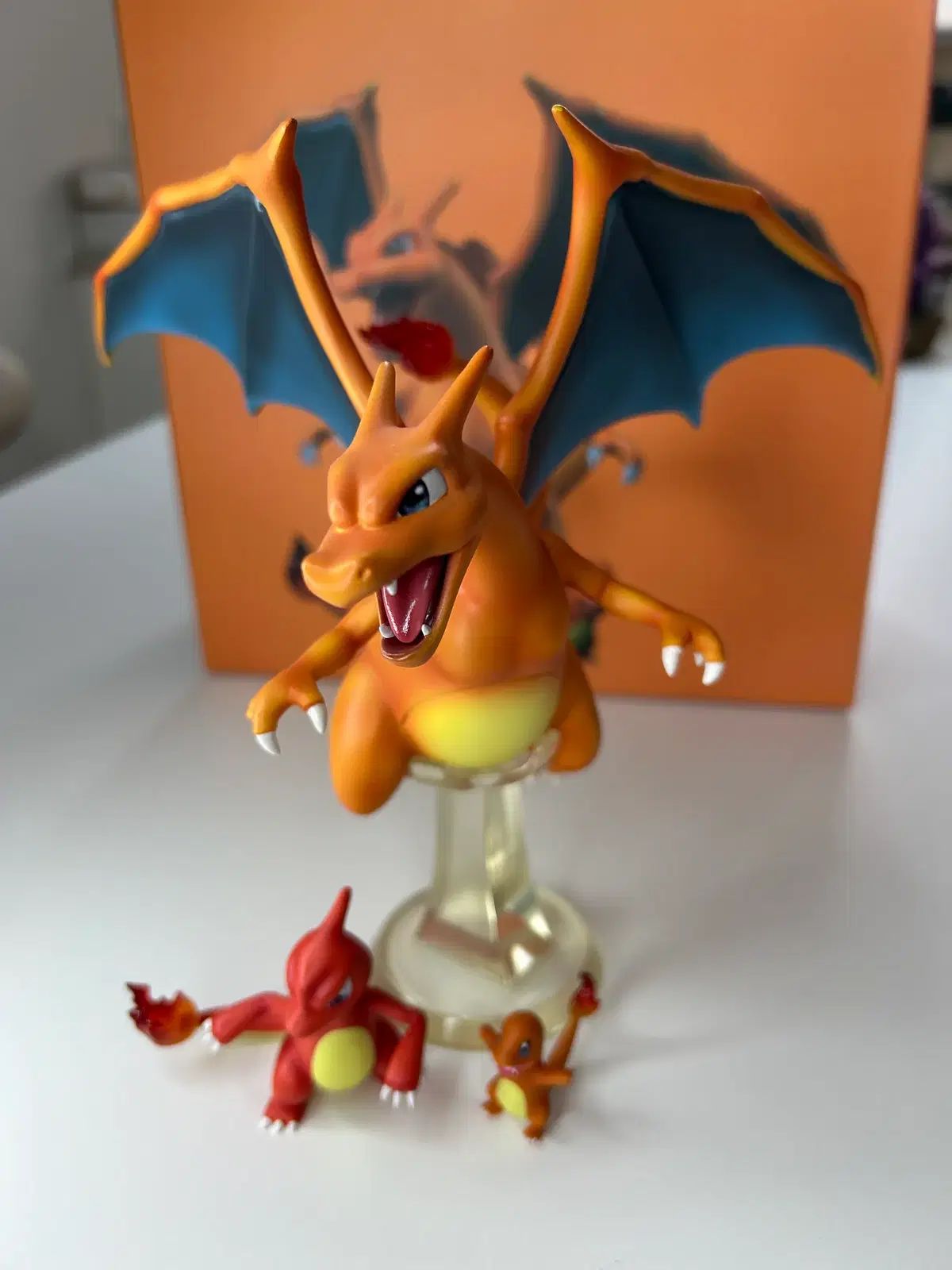 SKT スタジオ リザードン ジーン セット