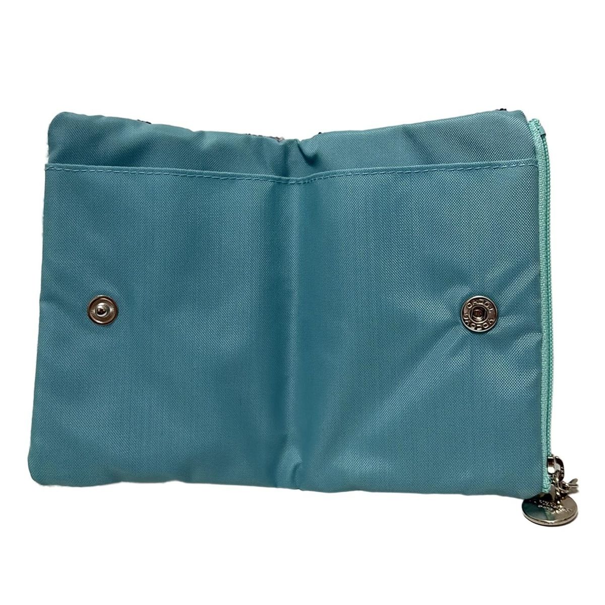 - ライトブルー×白×黒