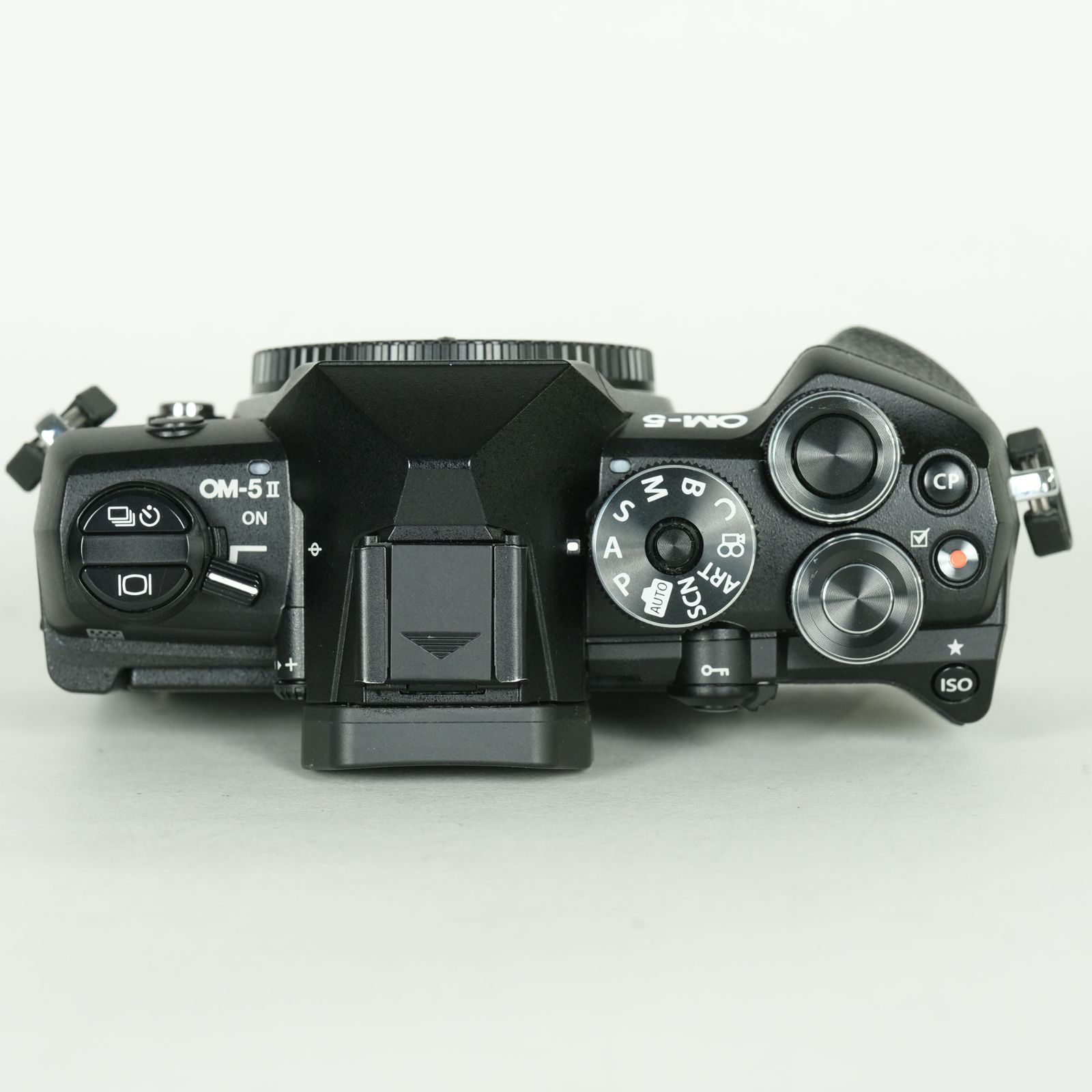  シャッター数575回 OM SYSTEM 5 Mark II ボディ ブラック マイクロフォーサーズマウント ミラーレス一眼 デジタルカメラ