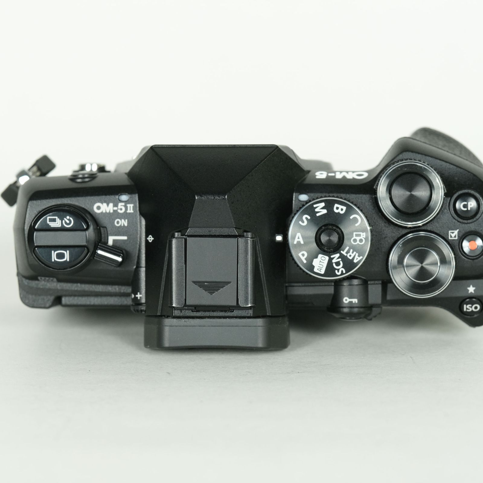 OM-5 OM SYSTEM 使用少美品 シャッター988回 OM-5 OM SYSTEM 使用少美品 シャッター988回 OM-5 OM SYSTEM 使用