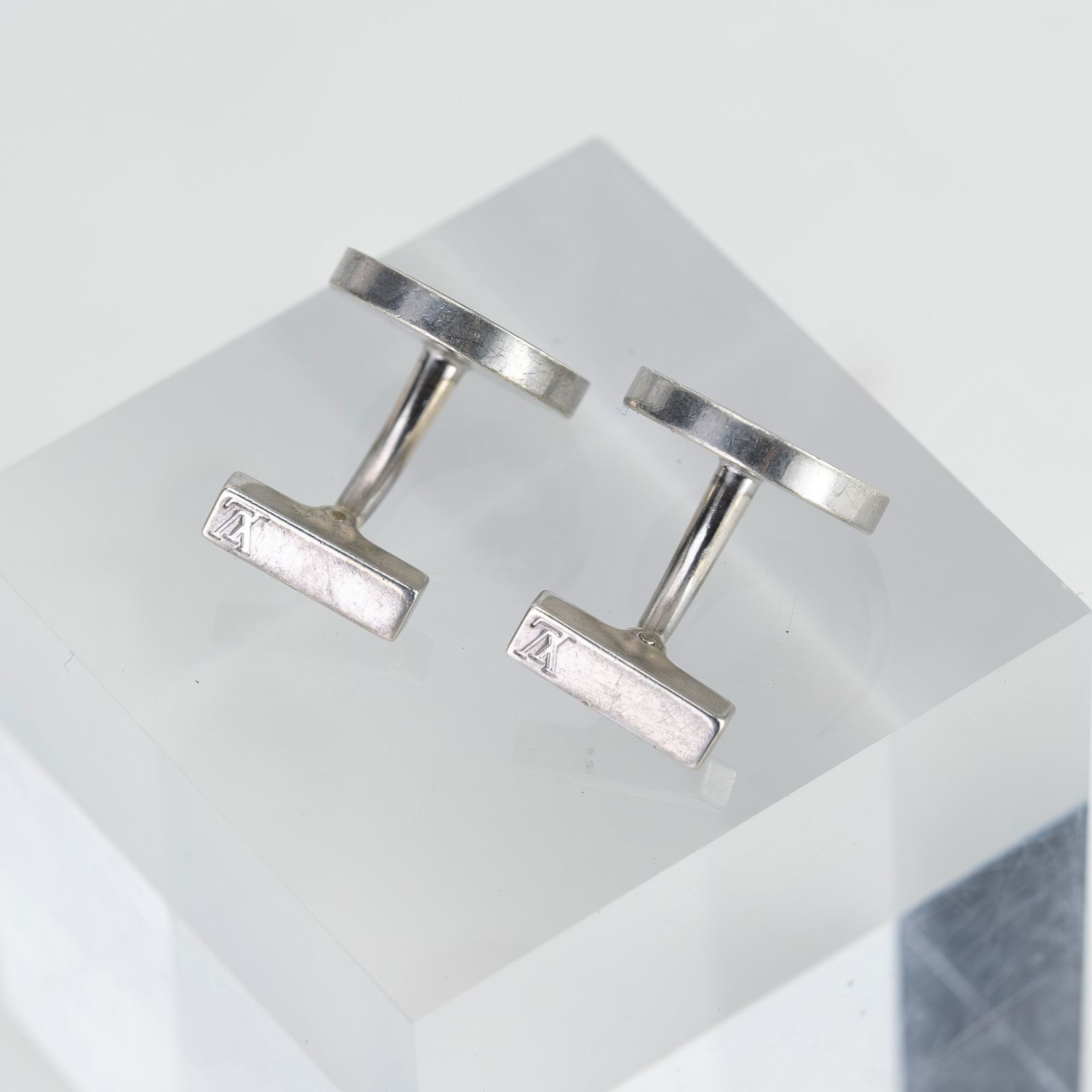 ルイヴィトン ブトン ドゥ マンシェット モノグラム フルール カフス 925 ルイ・ヴィトン LOUIS VUITTON ブトン・ドゥ・マンシェット フルール