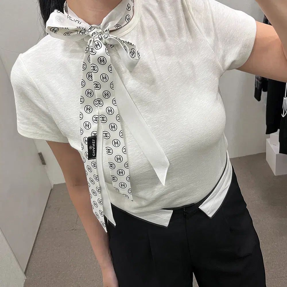  シャネル シルク スリム プチ スカーフ CC ロゴ 白 バンダナ スカーフ 小物