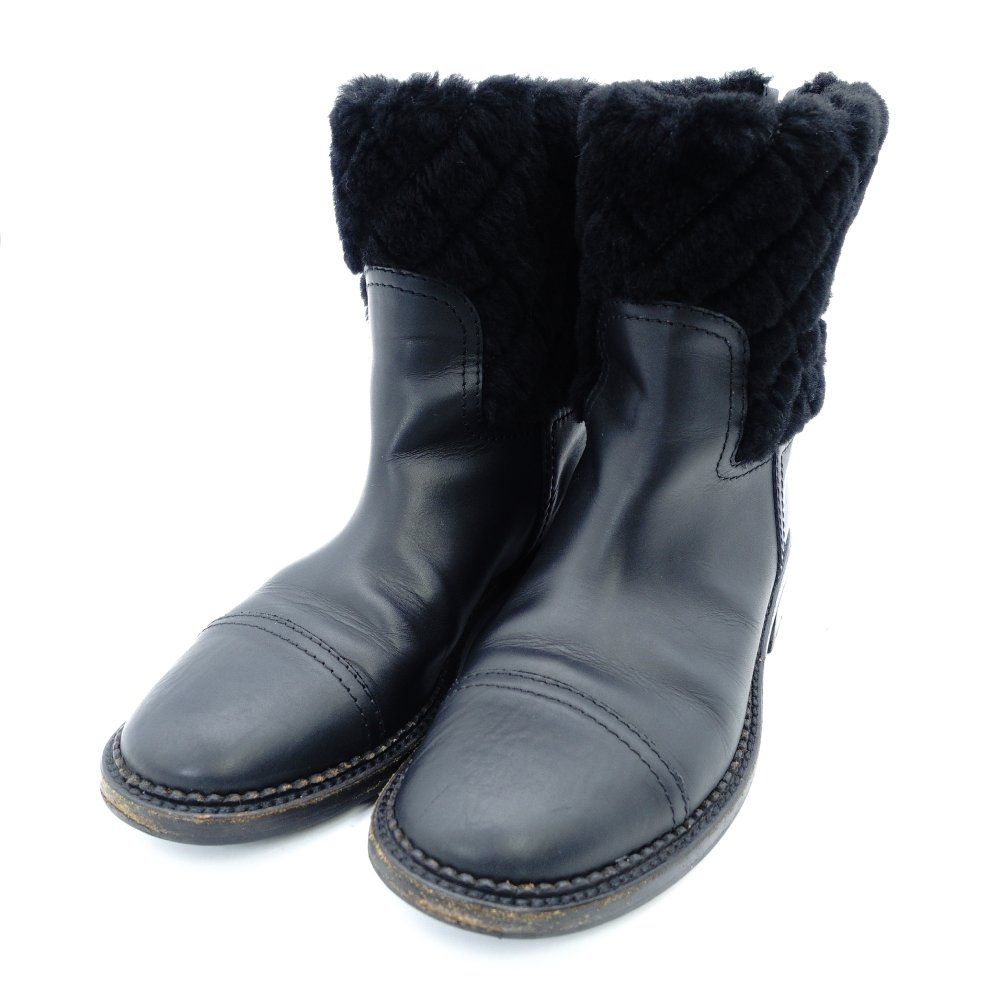 試着のみ シャネル ムートン ロング ブーツ 黒 38 24.5 CHANEL シャネル ブラック ココマーク ムートン x レザー サイズ38 (約24cm