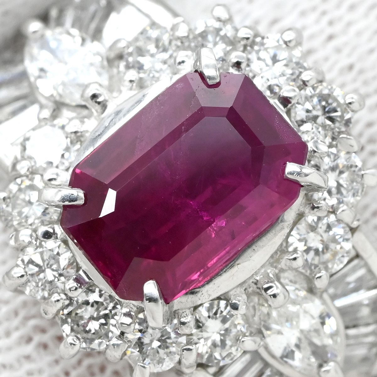 1石 ダイヤモンド