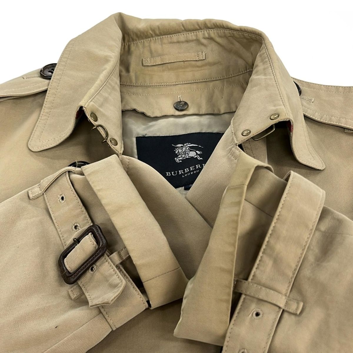 【バーバリー ロンドン】トレンチコート 38 Mサイズ　ベージュ ダブル　ベルト バーバリー ロンドン】トレンチコート 38 Mサイズ ベージュ ダブル ベルト