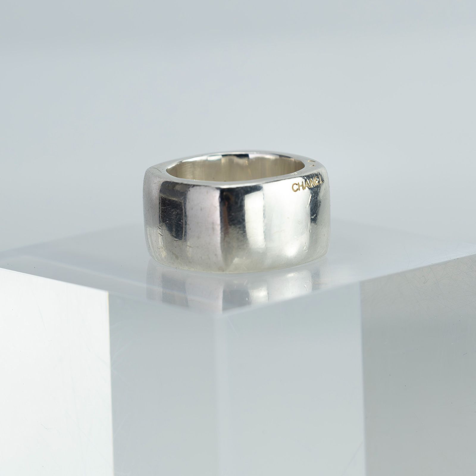 シャネル CHANEL リング 指輪 シルバー925 ヴィンテージ ロゴ 希少 CHANEL シャネル シルバーリング リング 指輪 ロゴ レア 希少 CHANEL