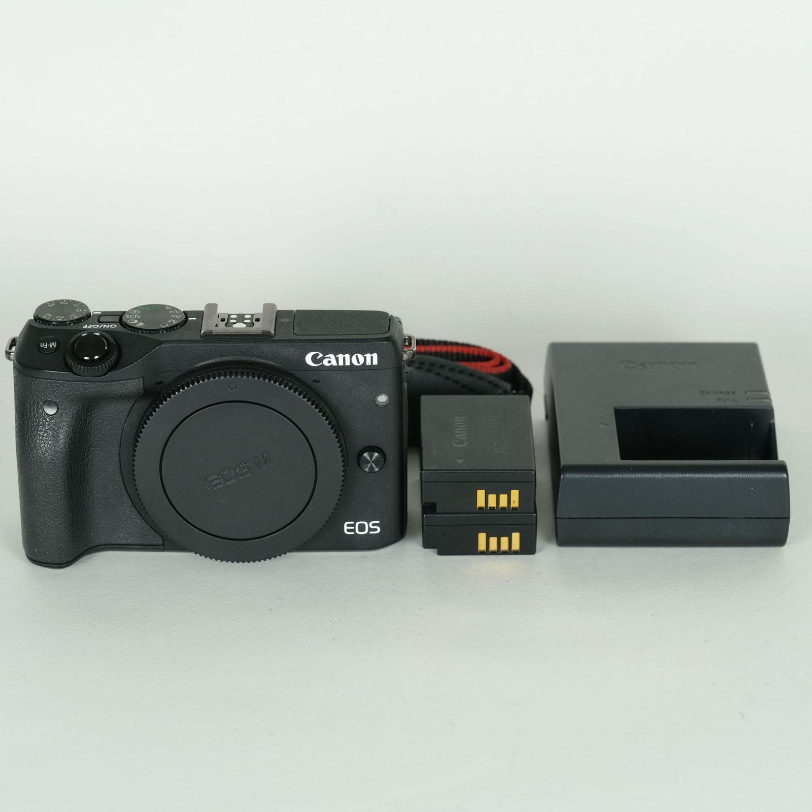 バッテリー 付 Canon EOS M 3 ボディ ブラック キヤノンEF Mマウント