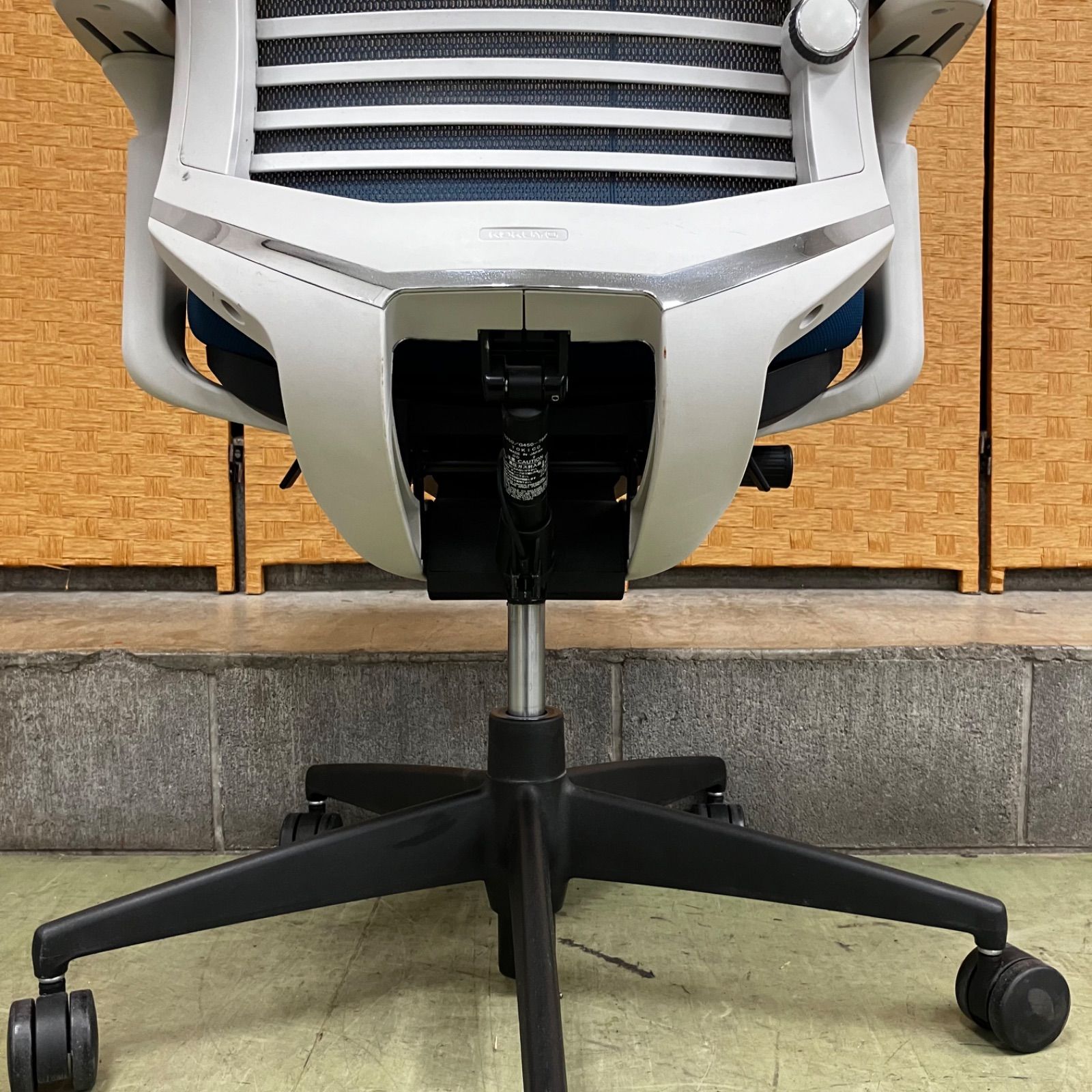  売り切り KOKUYO コクヨ Bezel ベゼル CRS G2822E1 オフィスチェア 直接 横浜市保土ヶ谷区 打ち合わせ椅子 オフィスチェア ワークチェア 椅子 チェア