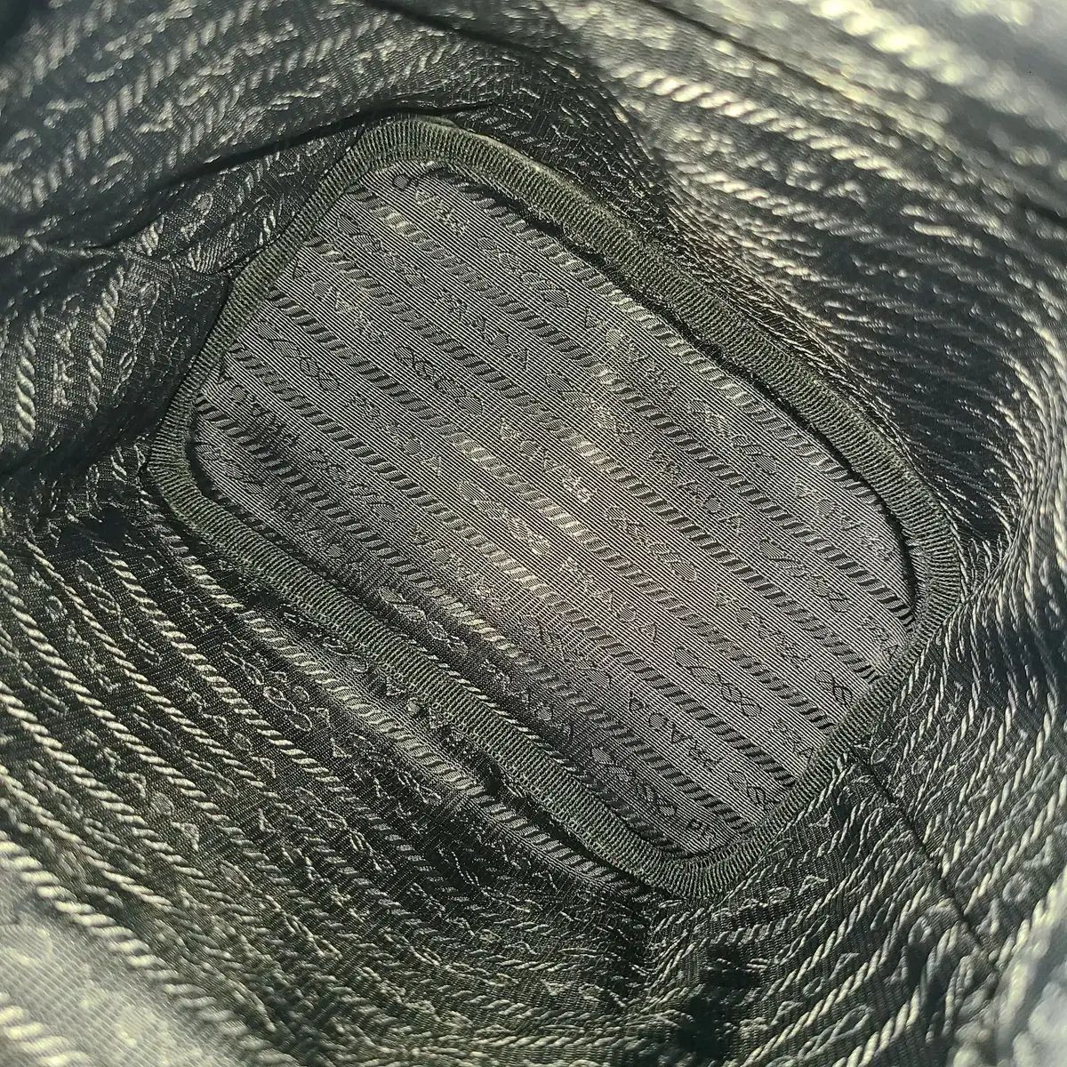  プラダ リナイロン バケットバッグ トート兼クロスバッグ 1 BH 038 メッセンジャーバッグ ショルダーバッグ