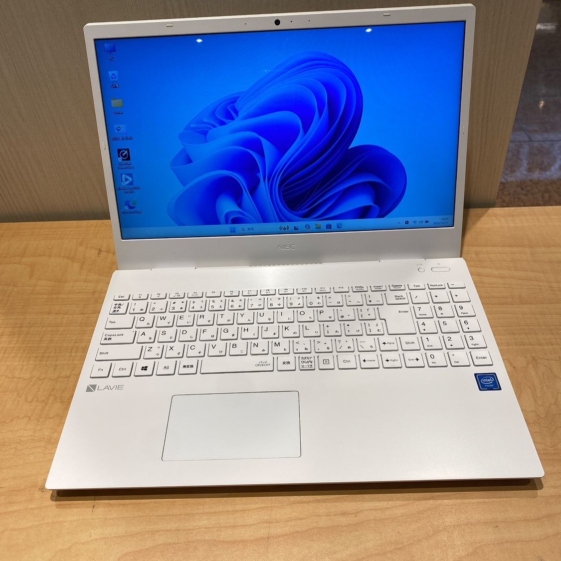リユースノートパソコン Windows 11 NEC N 1515 CAW-HB Celeron メモリ8 GB マカフィーリブセーブ付属 店頭併売中