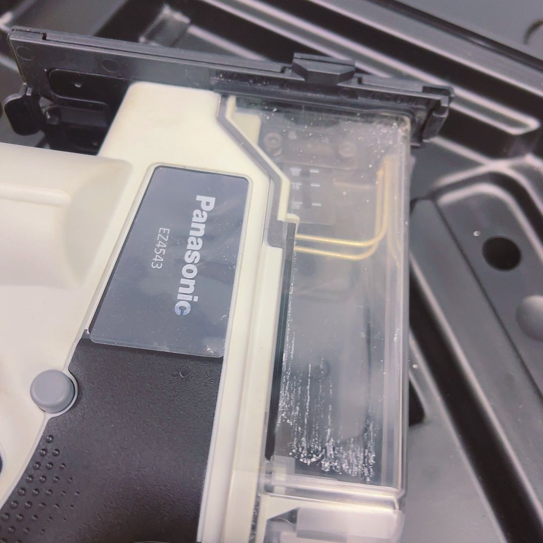 4 Vコードレス角穴カッター