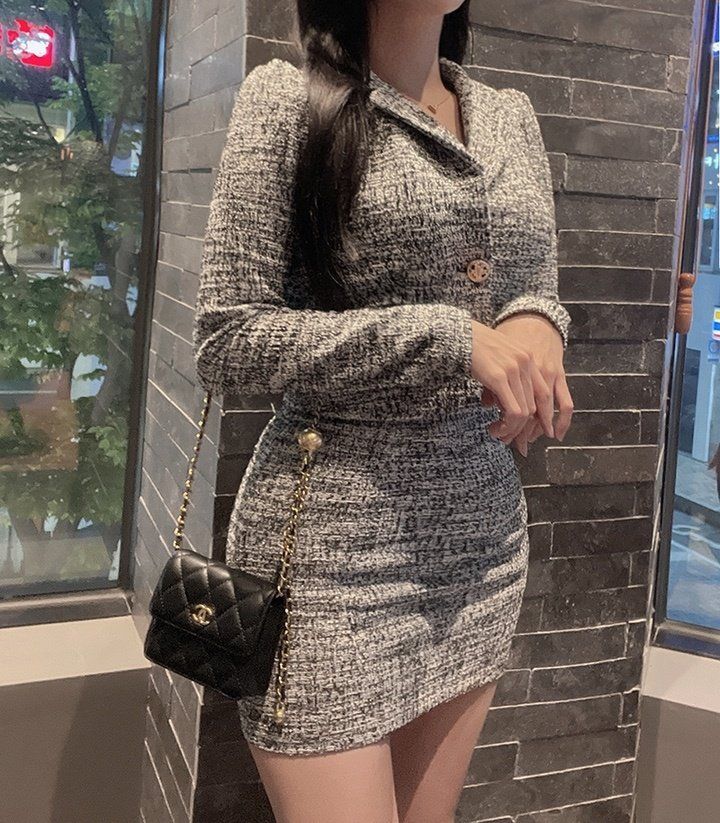 ベイグルセットアップ 黒ミニショートジャケットツイード注文殺到